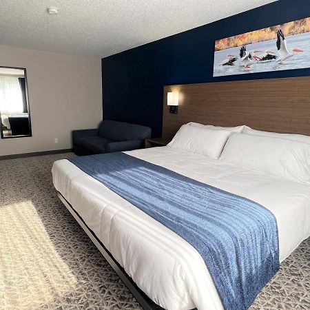 Hilltop Inn & Suites Grove Eksteriør bilde